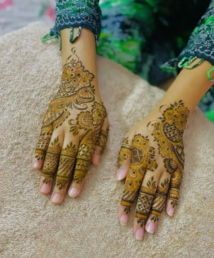 very easy back hand henna