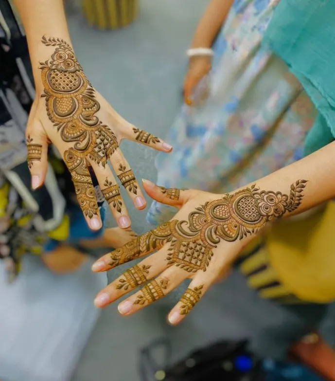 Mehndi Designs That Are Easy to Apply